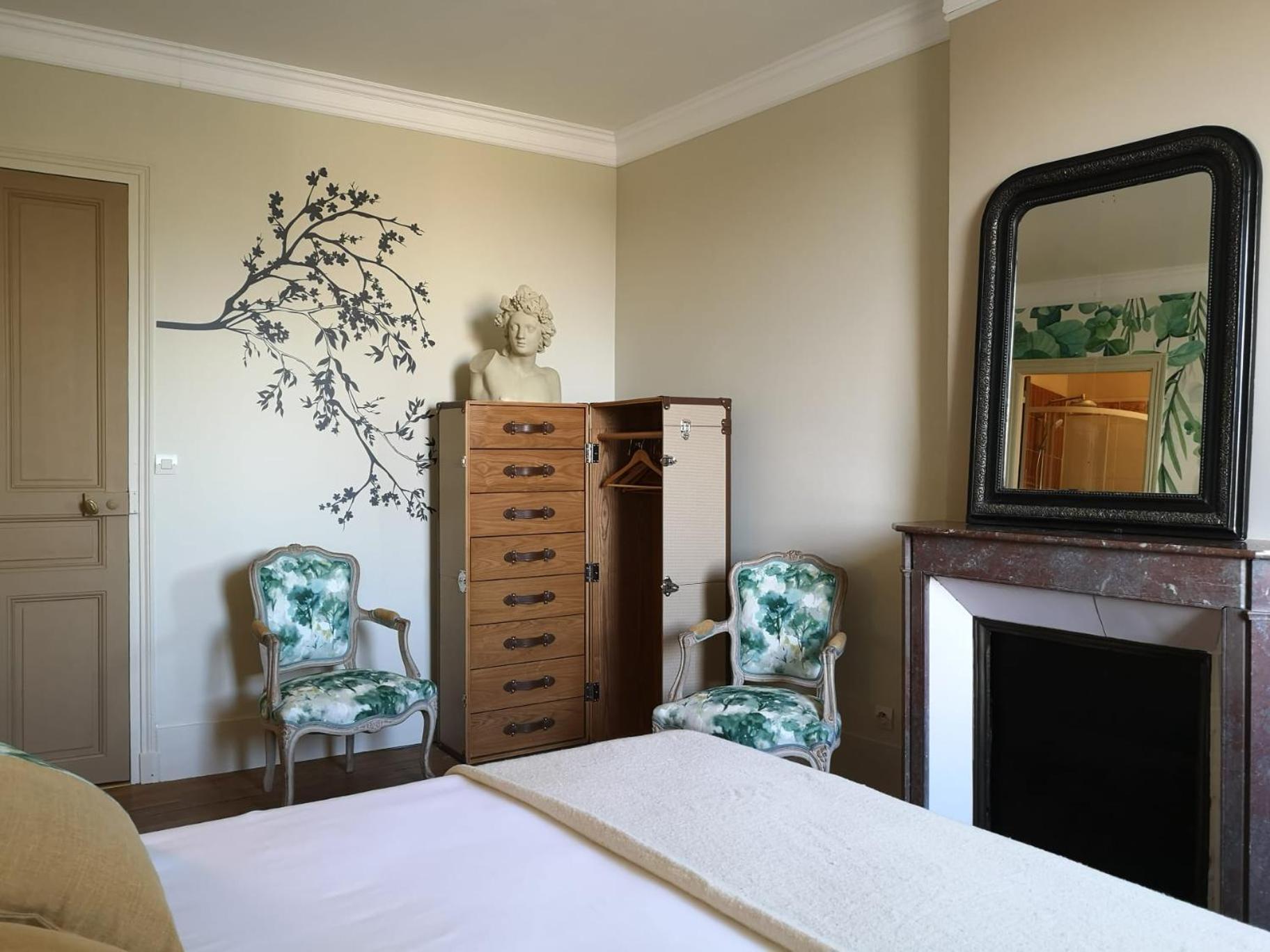 Bed and Breakfast Les Visages Des Tournelles Reims Zewnętrze zdjęcie